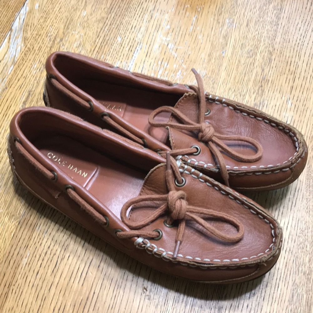 Cole Hahn kids / boys size 3.5 USA